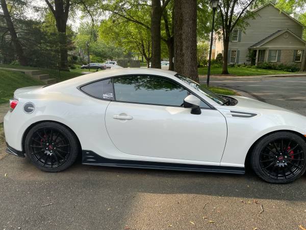 2015 Subaru BRZ Serie.Blue - $17,500 (Gaithersburg)63616364455555123