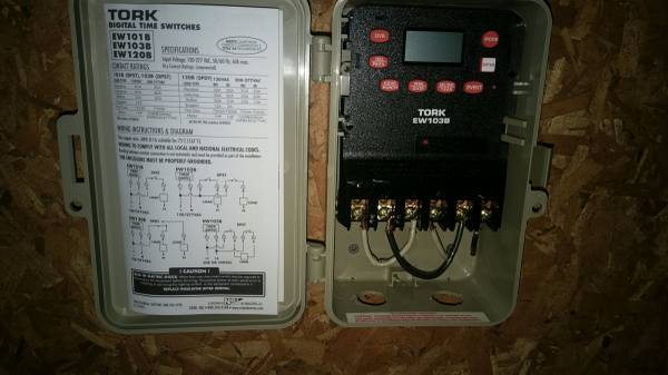 Tork Hot Water Digital Tank Timer 1
