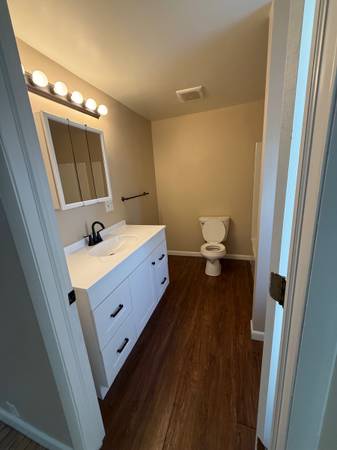 $1,200 / 2br - 1148ft2 - 2+ Bedroom with attached garage on north side (Manitowoc)63813311582081123