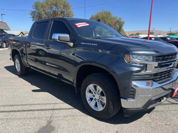 2020 Chevy Chevrolet Silverado 1500 LT pickup Shadow Gray Metallic - $28,999 (CALL 509-795-0861 FOR AVAILABILITY)63436933776641123