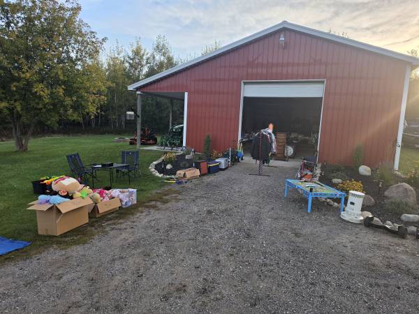 Yard sale photo