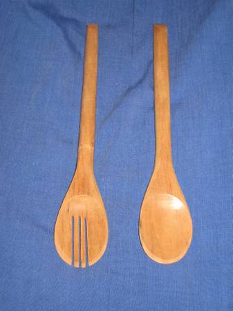African Wooden Salad Spoon & Fork Set 1