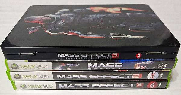 Mass Effect Trilogy - Xbox 360 - With Manuals + N7 Steelbook Case 1