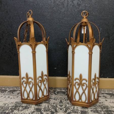 Preciosos faroles colgantes para iglesia - $395 (Monticello, IL)62977648359297122