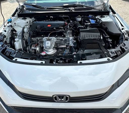 2024 Honda Civic Sport Hatchback **IMPRESIONANTE** SOLO 4,000 MILLAS **COMO NUEVO - $21,900 (Hollywood)63470424913025121