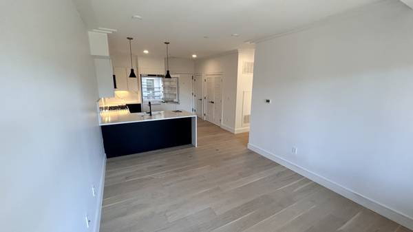 $4,450 / 2br - NEW Luxury 2Bed 2Bath–High-End Finishes in Brighton NO FEE! (Brighton)63996691444994123