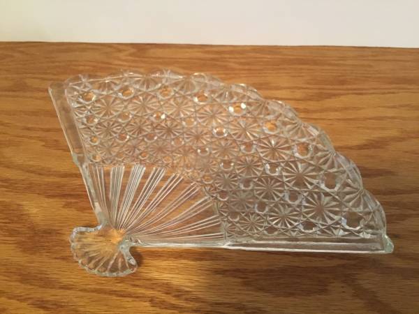 Vintage Fenton Clear Glass Daisy and Button Fan Shaped Vanity Tray Tri 1