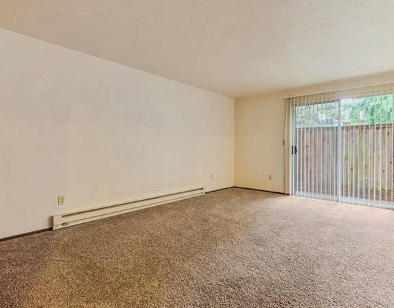 $1,350 / 1br - Quiet 1 Bed for RENT! || Small-Town Atmosphere, Upscale Interiors (Keizer)63660394612867122