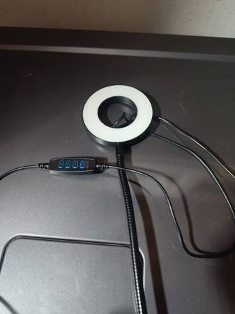 LED desk light 1