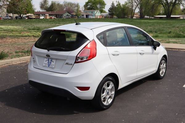 Ford Fiesta SE Sedán 2016 - $6,999 (Victory Motors of Colorado)63619924272131124