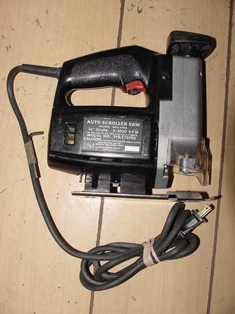 Auto Scroller Saw By Sears #315.172090 in Excellent Working Condition. 1