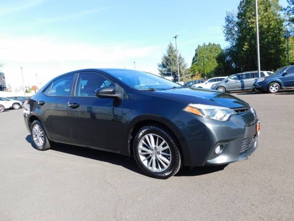 2015 Toyota Corolla  LE Plus Sedan 4D Sedan 1