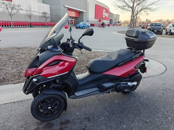 2009 Piaggio MP3 500 - $6,80062960127207939121