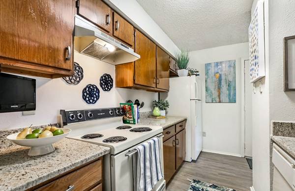 $1,450 / 2br - 1075ft2 - 🍂Welcome to Sawmill Creek🍂 (River Ridge)63903651196034124