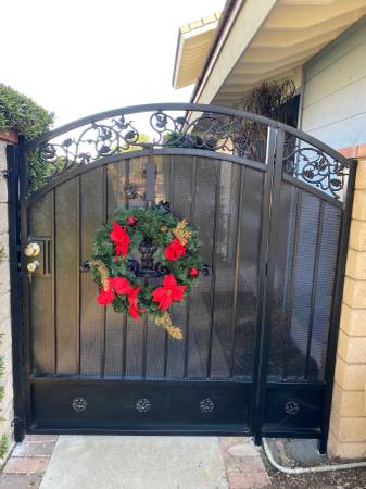 AFFORDABLE IRON FENCE & GATE REPAIR, BLOCK WALLS, & IRON PAINTING 1
