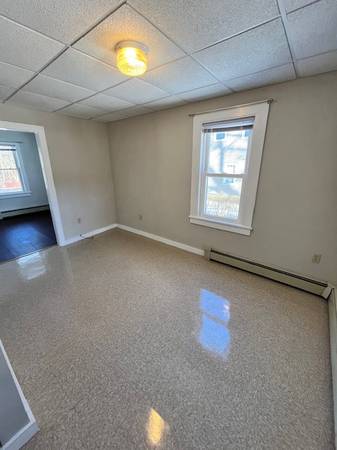 $1,900 / 2br - NEW PRICE-Available NOW-2 Bed in An Owner-Occupied Unit on Ryan Road (Ryan Road Florence MA)64016884022403123