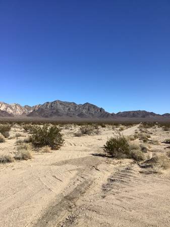 $40,000 / 3484800ft2 - Huge Cheap land for sale - Perfect retreat! (Amboy, CA)63668320783491122