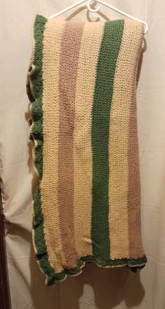 Handmade Green Accent Afghan Quilt 1