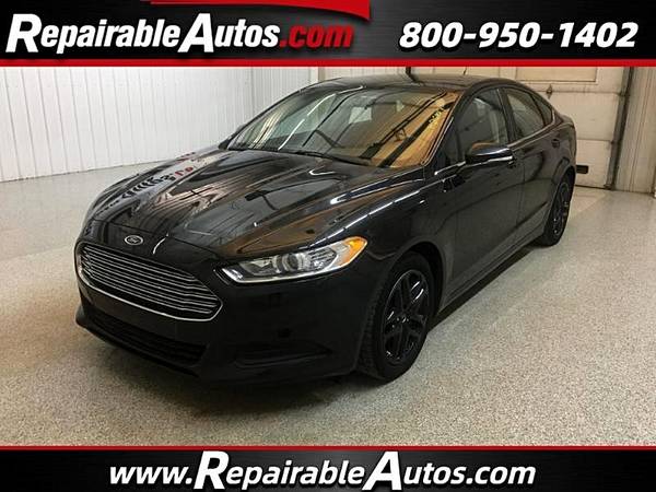 1 2015 Ford Fusion SE Repairable Hail Damage 1