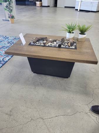 American Fyre Designs Fire Table 1