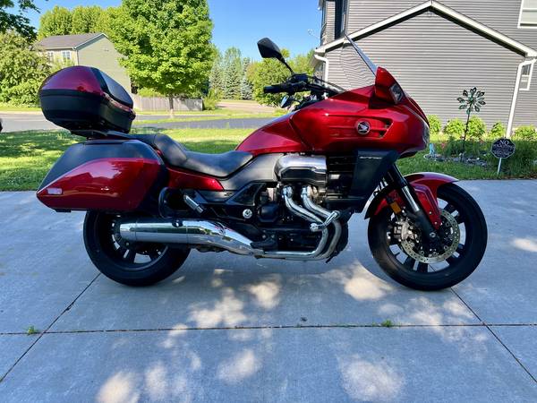 2014 Honda CTX1300 Deluxe – Excellent Condition – 15,000 Miles