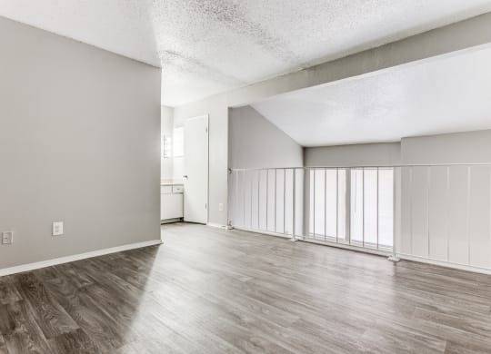 $1,085 / 1br - 804ft2 - Alarm, Individual Climate Control, 1bd 1ba (613 Clearwood Drive, Richardson, TX)63846410403203121