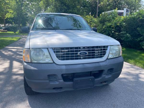 2002 Ford Explorer  (1 Owner/EX Cond/Garage Kept/97,000 miles) - $4,950 (WI/IL Border)63625030464387121