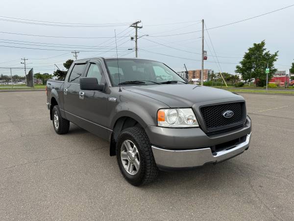 Ford f150 crew cab 4D 5 1/2 FT - $6,40063654712520577121
