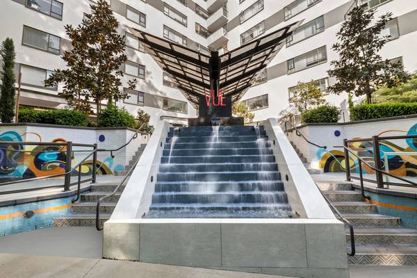 $1,100 / 388ft2 - ¡Estudio adorable en South Park Blocks! ¡Oferta especial de $250 de descuento!63831682625283124
