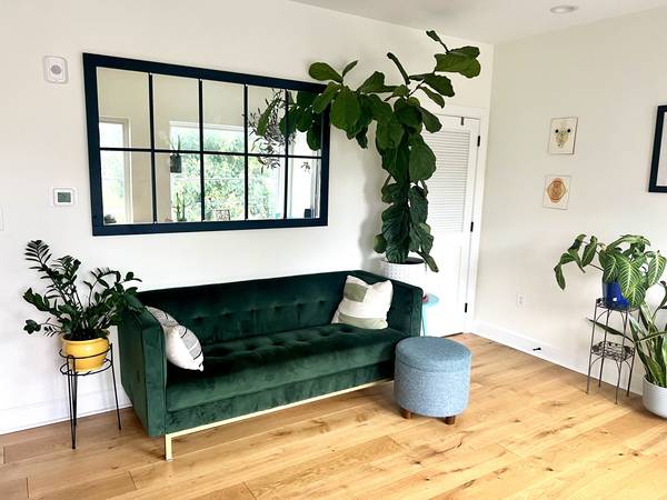 $1,800 / 2br - 750ft2 - Beautiful bright two bedroom (entire apartment for sublet) (Northern Liberties)64046036172418122