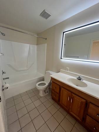 $900 / 4br - 100ft2 - Habitación amplia y tranquila en hermosa casa adosada (Columbia)63694447195651124