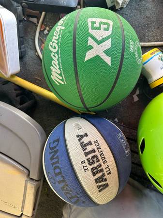 Free Basketballs, baseball bat, mit & helmet 1