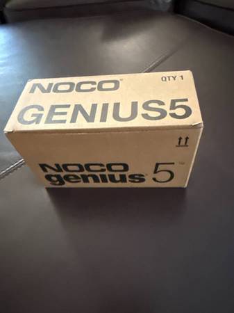 Noco 5A Battery Charger 1