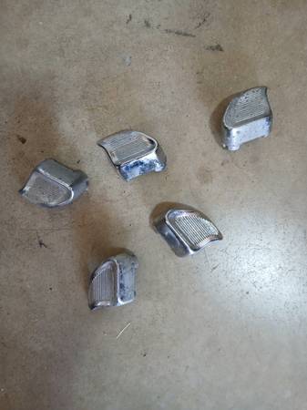1966 C10 Side Mirror Knobs 1