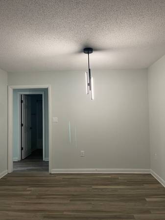 $1,699 / 3br - 1280ft2 - 3 Bedroom 2 Bath - $1699 - 1280ft2 (Asheville)64029211303555124