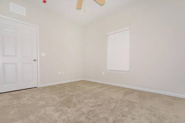 $1,207 / 3br - 1153ft2 - One, Two, Three, & Four Bedroom Options, Garden-style (Brownsboro Texas)64037559298562122