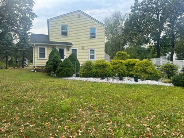 $3,750 / 4br - 4 bed 2 bath house for rent by OWNER ONLY (Bridgewater)63762803191553120
