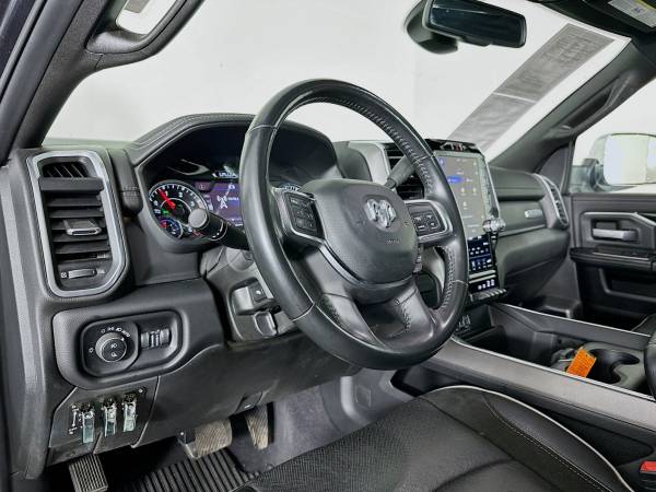 2020 RAM Laramie Crew Cab - Photo 10