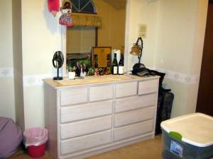 $1,090 / 1br - 650ft2 - Furnished One Bedroom w/private bath.  Utilities Inc. Month to Month (Juanita)63944964500739122