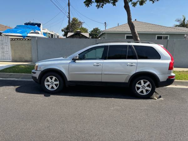Volvo - $2500 (Carson)63476528743043123