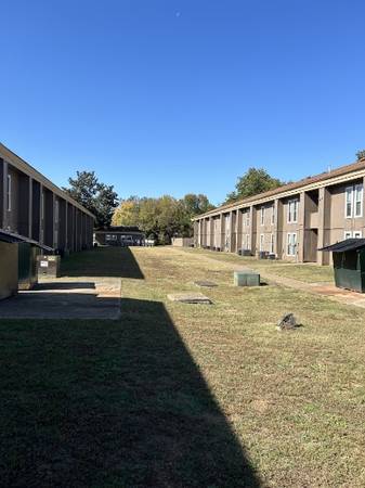 $995 / 2br - 784ft2 - Multi family in Hunstville -  103 G Villa Madrid (Huntsville, AL)63801860137091124