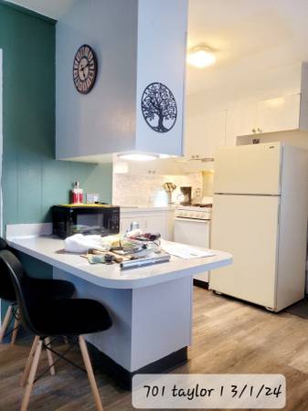 $1,525 / 1br - 679ft2 - Quiet, Cozy Corporate Suite-Free Internet, Pets Allowed (Anchorage, AK)64014001574530121