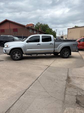 2013 Toyota Tacoma 4x4 - $19,500 (Englewood)63620035160321124