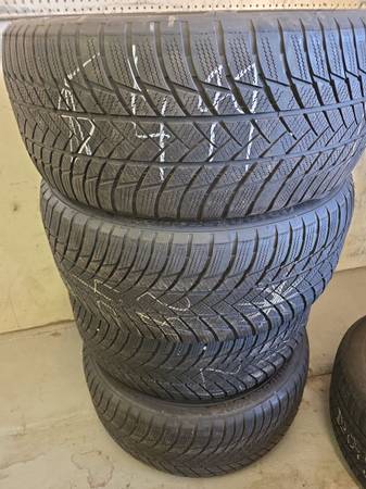 285-45-21 bridjestone snow 1