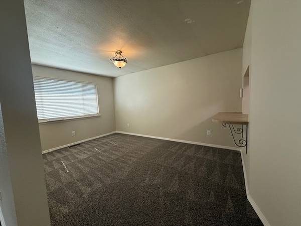 $1,925 / 3br - 1300ft2 - 1628 Wallace (Moses Lake)63793087287555122