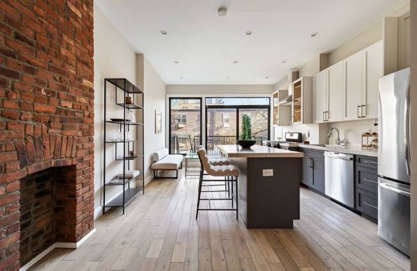 $1,795,000 / 4br - 2550ft2 - BEAUTIFUL 2 FAMILY (Brooklyn)63945495022210121