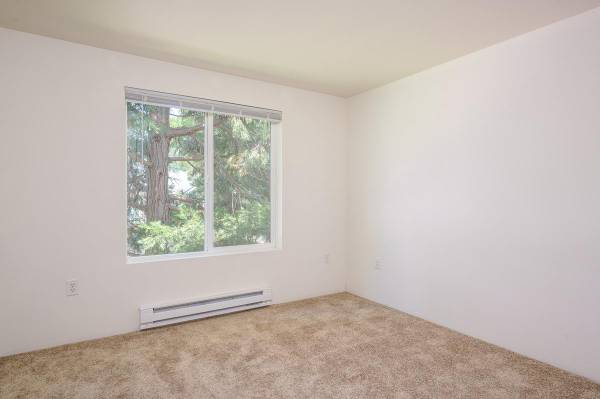$1,625 / 2br - 850ft2 - Control Climático Individual, Servicios Incluidos - Agua, Alcantarillado, Basura (Sommerset Weset- Elmonica South neighborhood in Beavert)63831607953795123