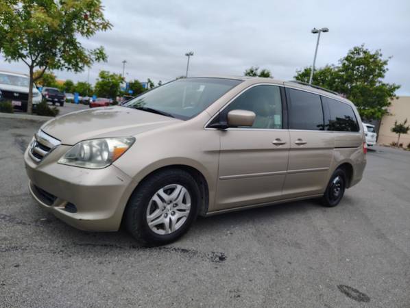 Furgoneta Honda Odyssey 2006 - $700 (San José)63470789850755121