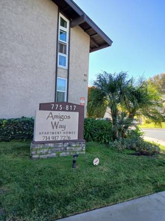 * Beautiful Apartment * Newport Beach * 2 Bedroom - 2 Full Bath * 1