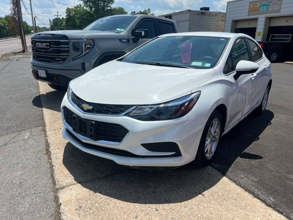 2018 Chevtolet Cruze LT - $7,695 (Syracuse)63442738419587121